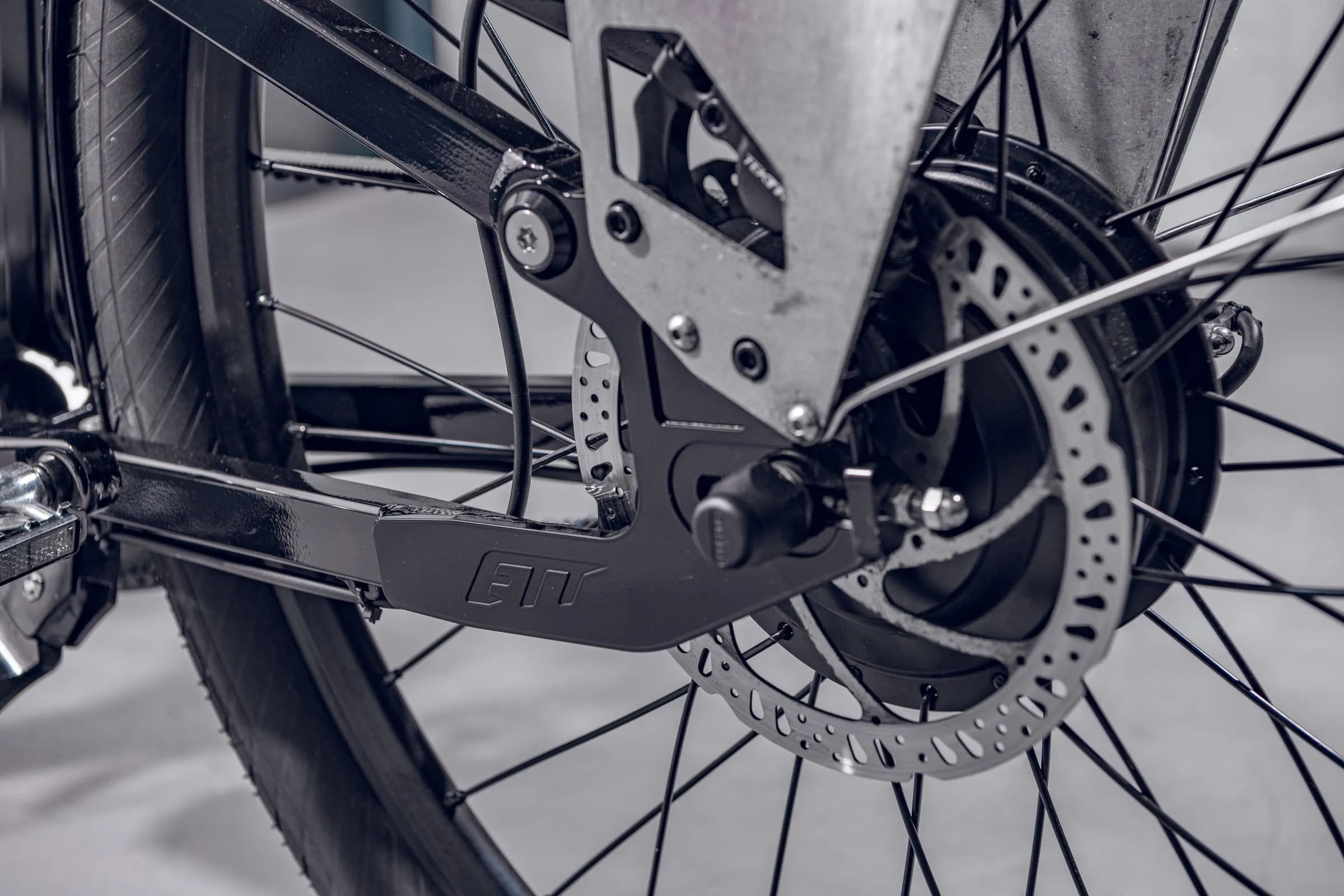 ETT hydraulic disc brake detail